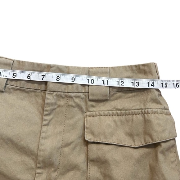 Aritzia TNA Cargo 3" Short- High Waisted Cargo Shorts- Medium - Picture 12 of 13